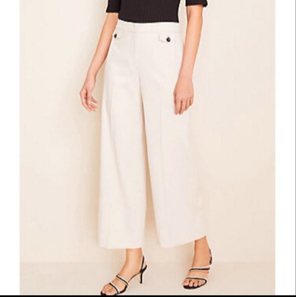 Ann Taylor Marina Pants, size 0.
